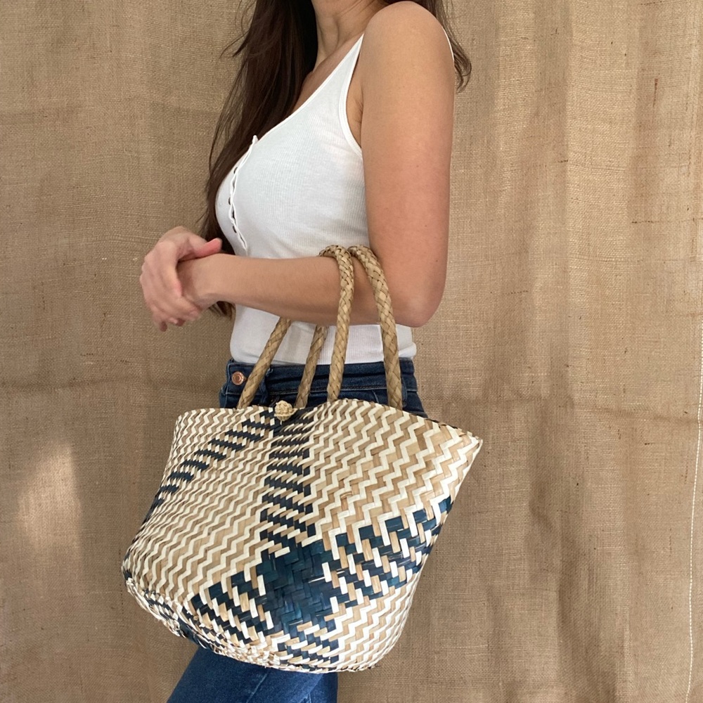 Patterned Straw Bag